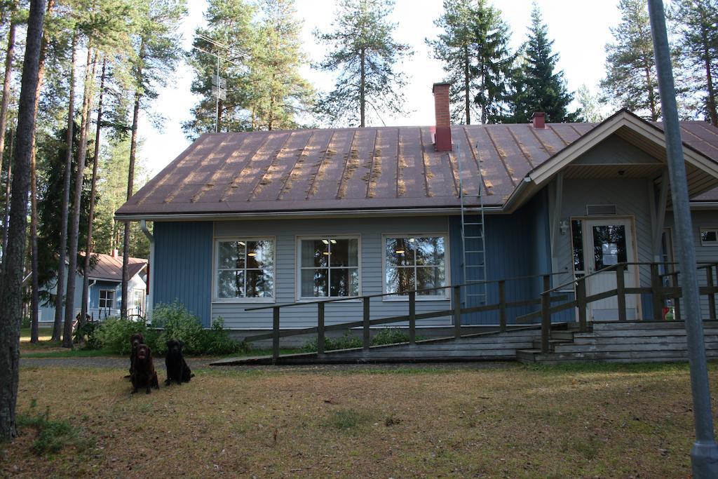 Hotel Lohijaerven Eraekeskus Lohijärvi Exterior foto