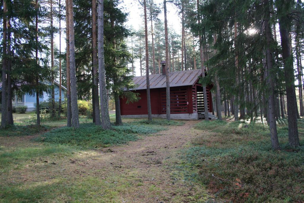Hotel Lohijaerven Eraekeskus Lohijärvi Exterior foto