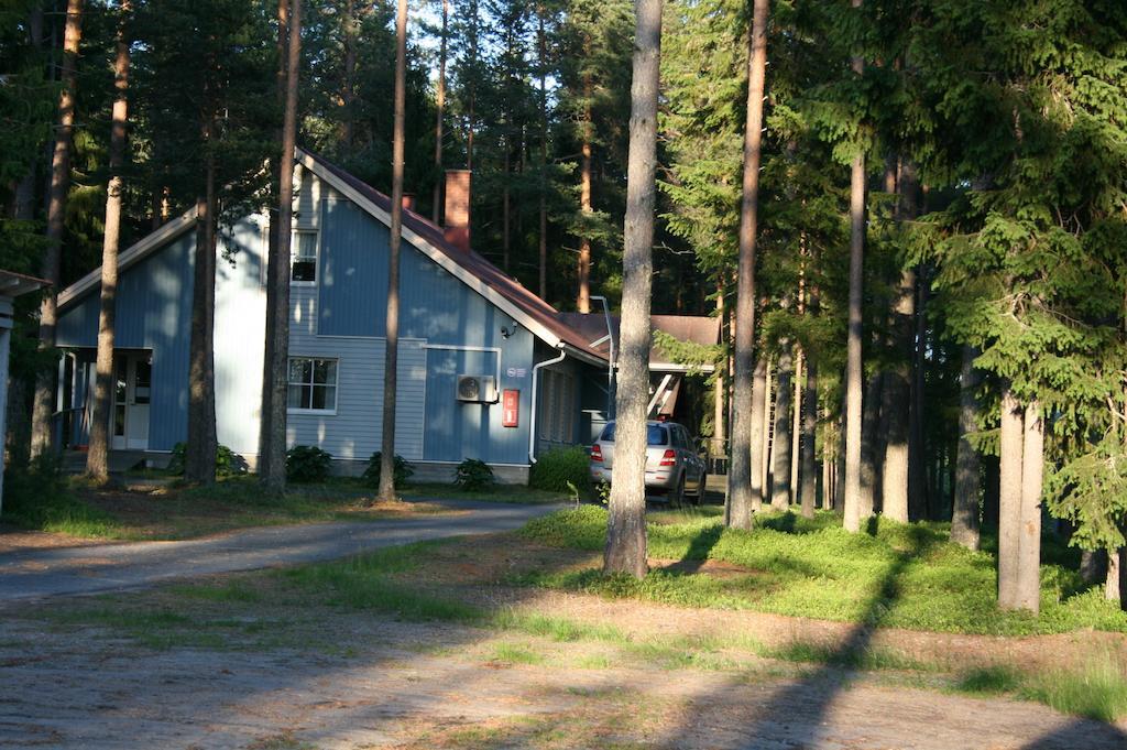 Hotel Lohijaerven Eraekeskus Lohijärvi Exterior foto